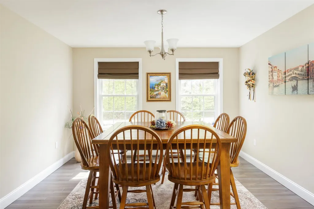 907 Stockbridge Corner Road Alton NH 03809