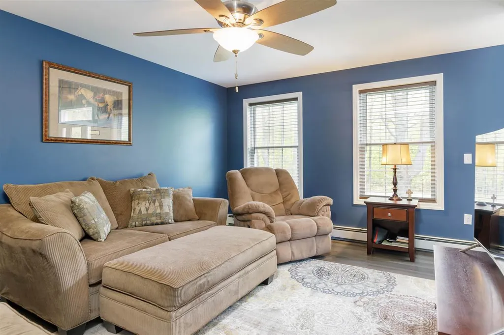907 Stockbridge Corner Road Alton NH 03809