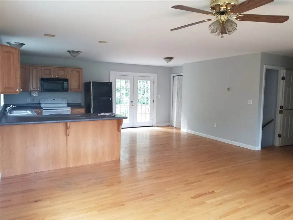 4338 River Road Bristol NH 03222