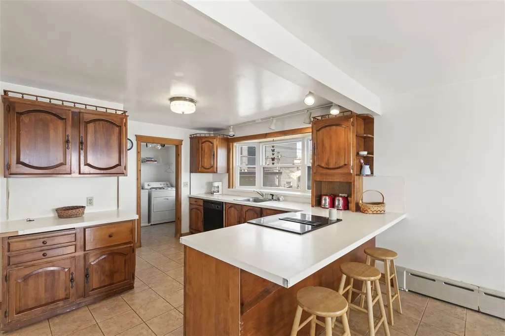 817 Ocean Boulevard Hampton NH 03842