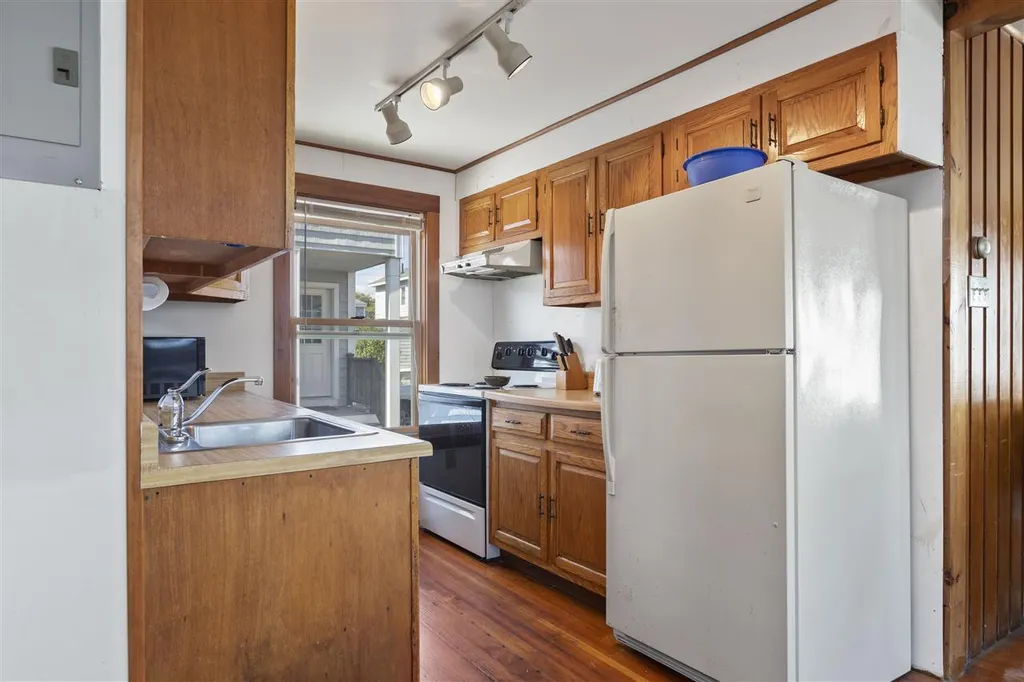 817 Ocean Boulevard Hampton NH 03842