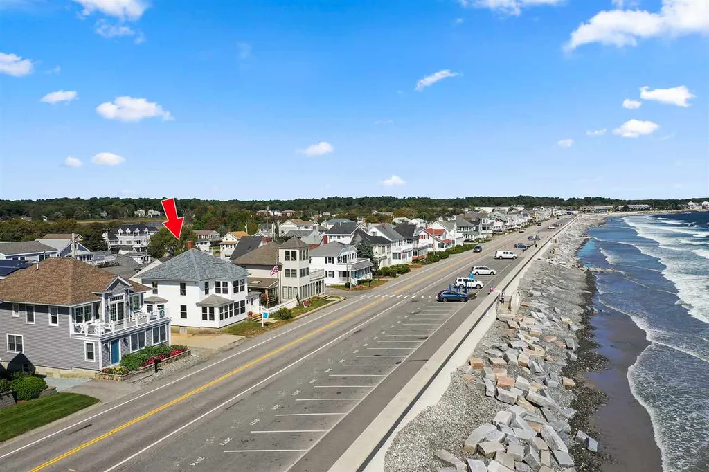 817 Ocean Boulevard Hampton NH 03842