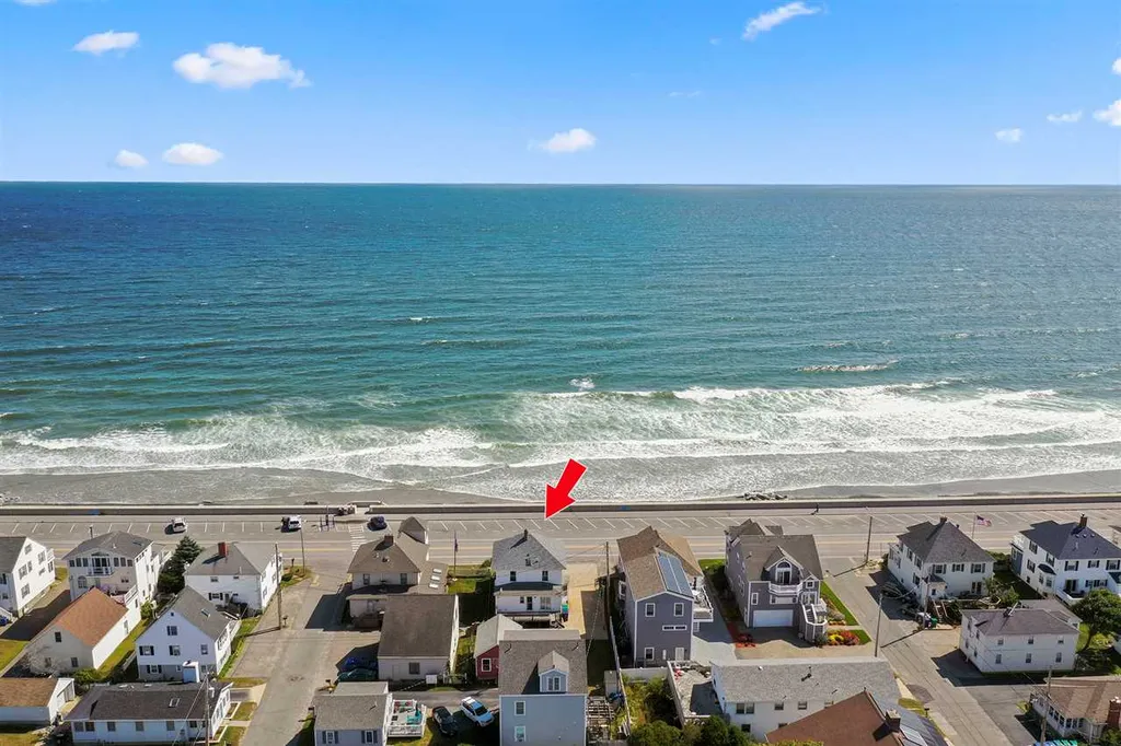 817 Ocean Boulevard Hampton NH 03842