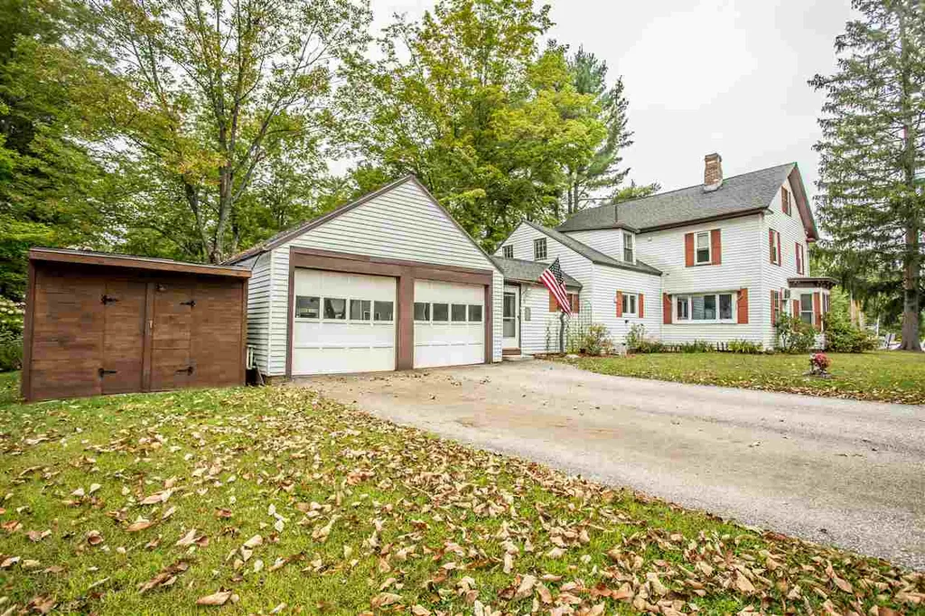 73 Henry Bridge Road Goffstown NH 03045