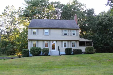 21 Amberwood Drive Atkinson NH 03811