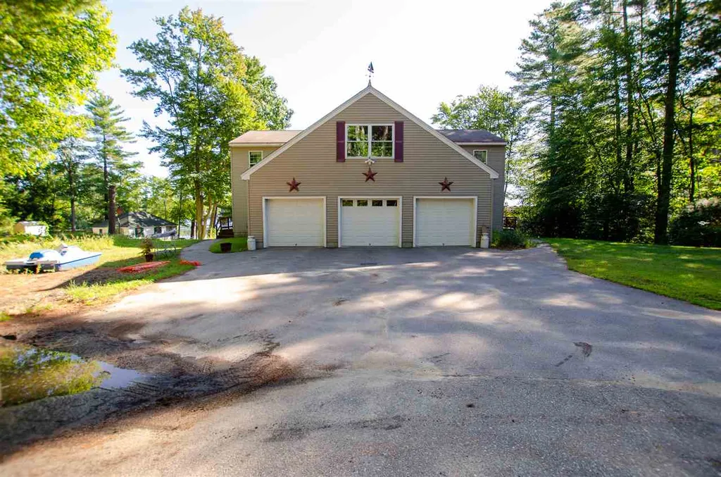 41 Birch Lane Barrington NH 03825