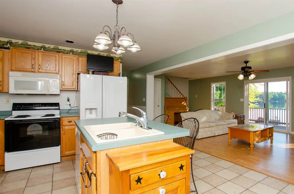 41 Birch Lane Barrington NH 03825
