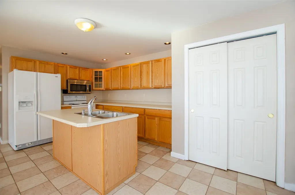41 Birch Lane Barrington NH 03825
