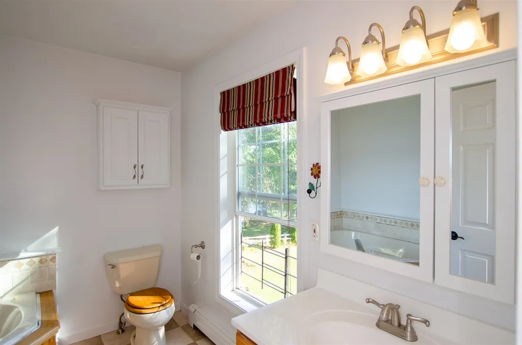 41 Birch Lane Barrington NH 03825