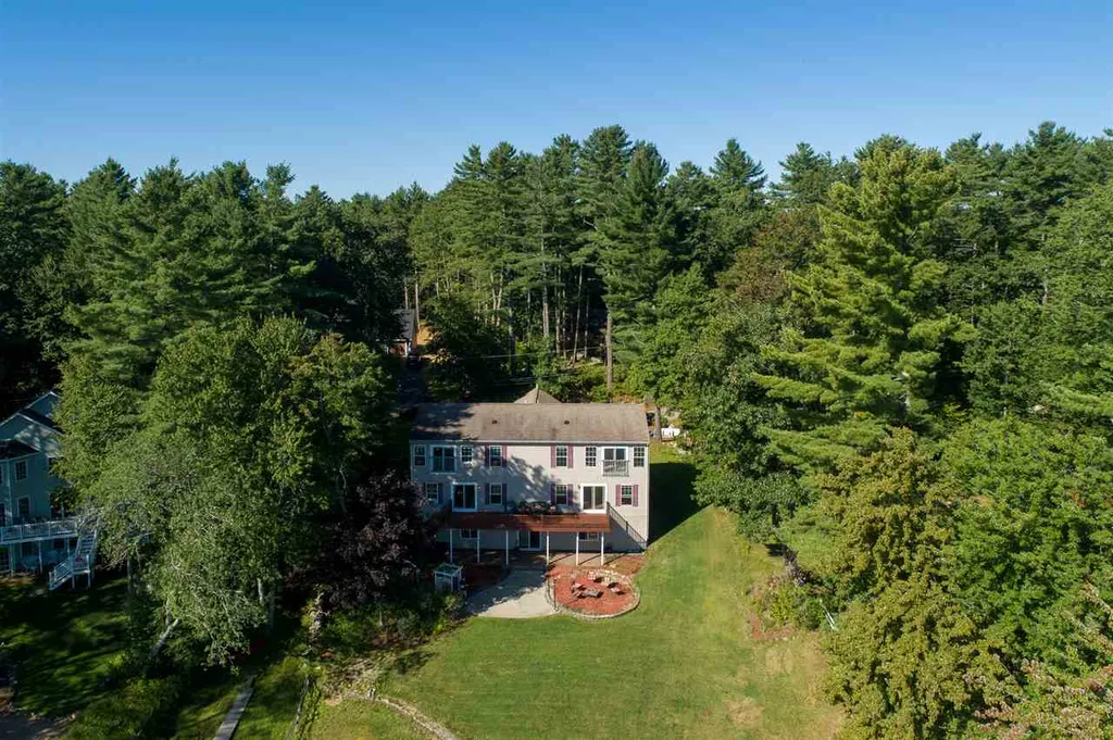 41 Birch Lane Barrington NH 03825