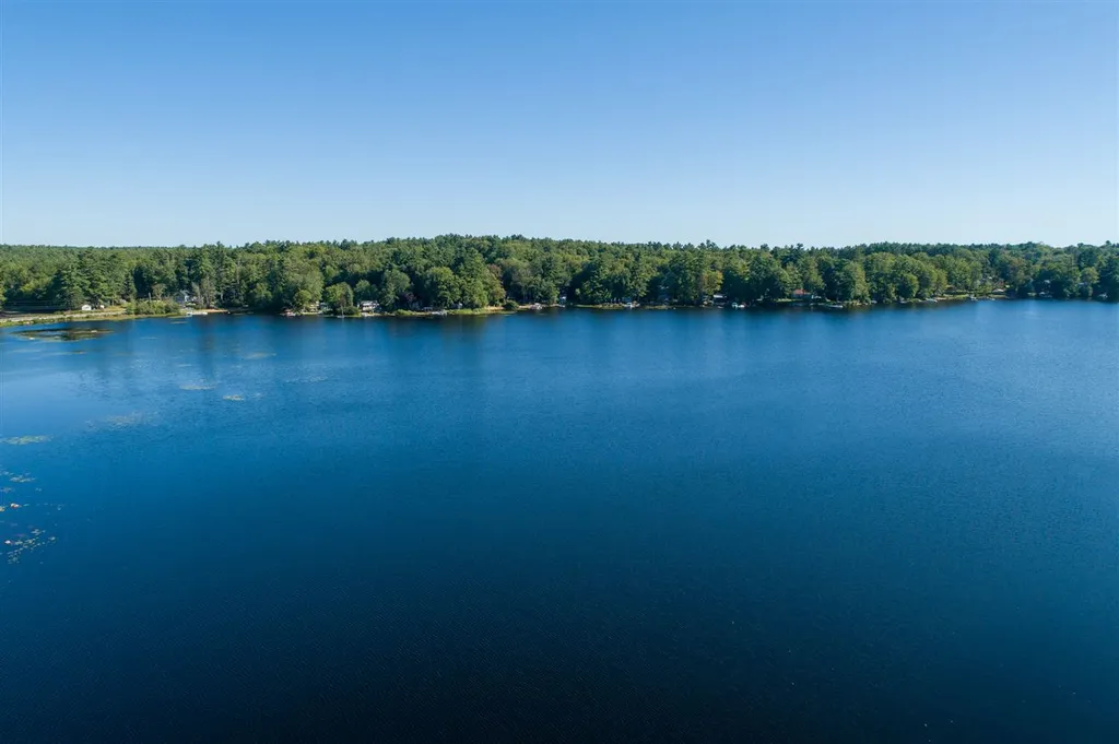 41 Birch Lane Barrington NH 03825