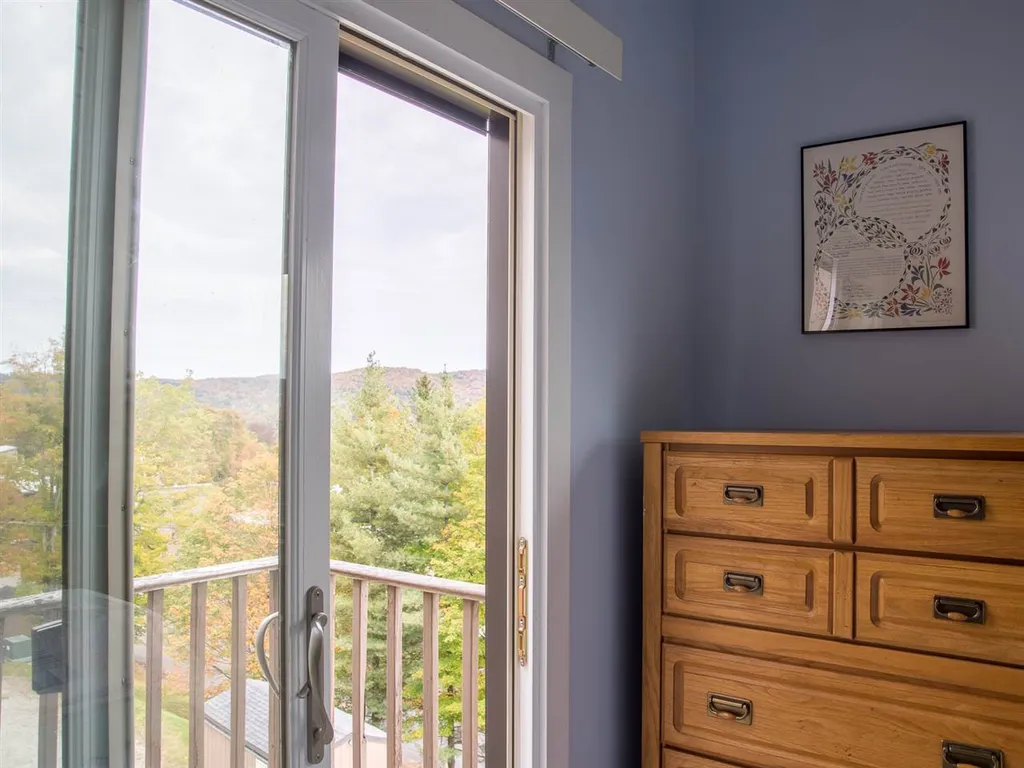 50 Hobbit Road Warren VT 05674