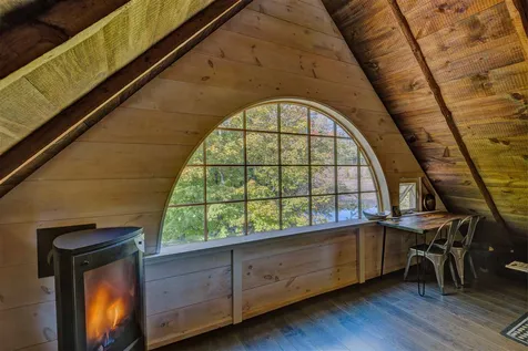 64 Goose Hole Road New London NH 03257