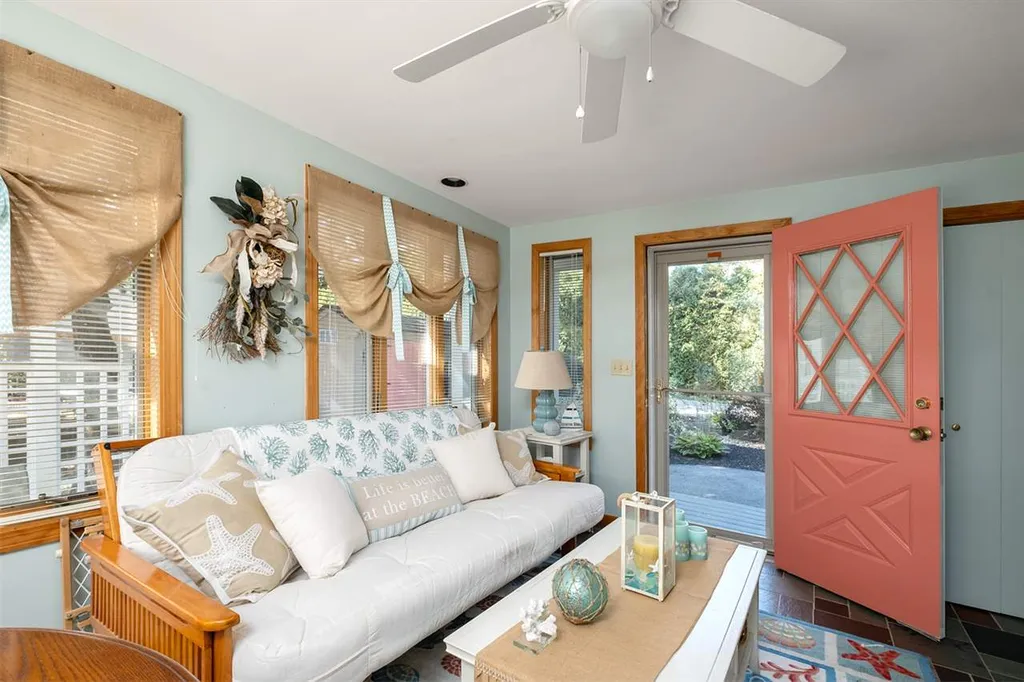 1 Hemlock Street Hampton NH 03842