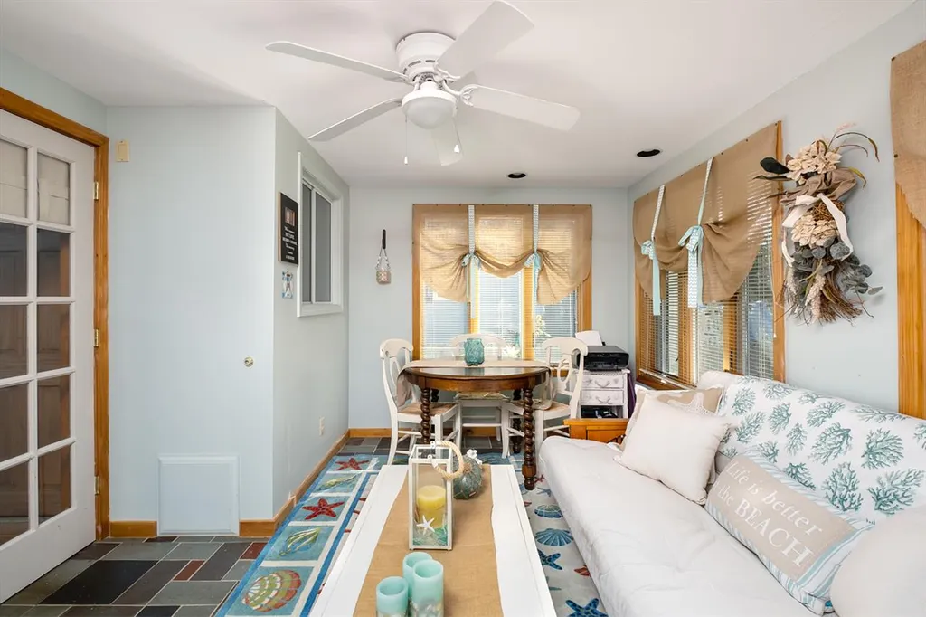 1 Hemlock Street Hampton NH 03842
