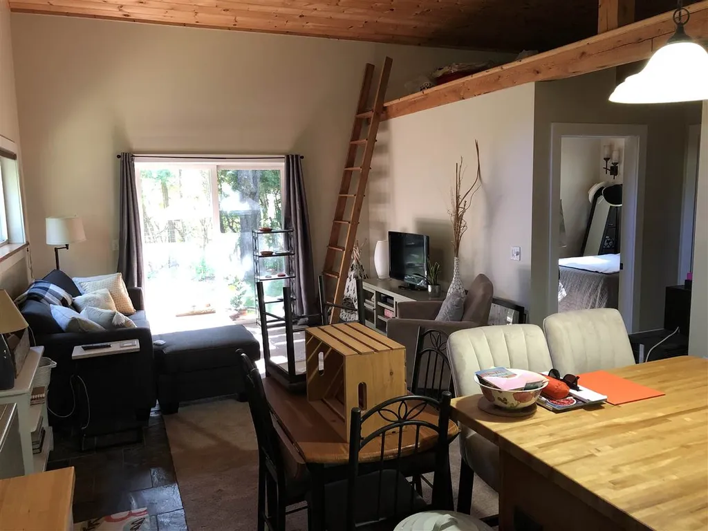 35 Jackson Street Essex VT 05452