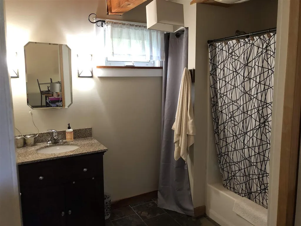 35 Jackson Street Essex VT 05452