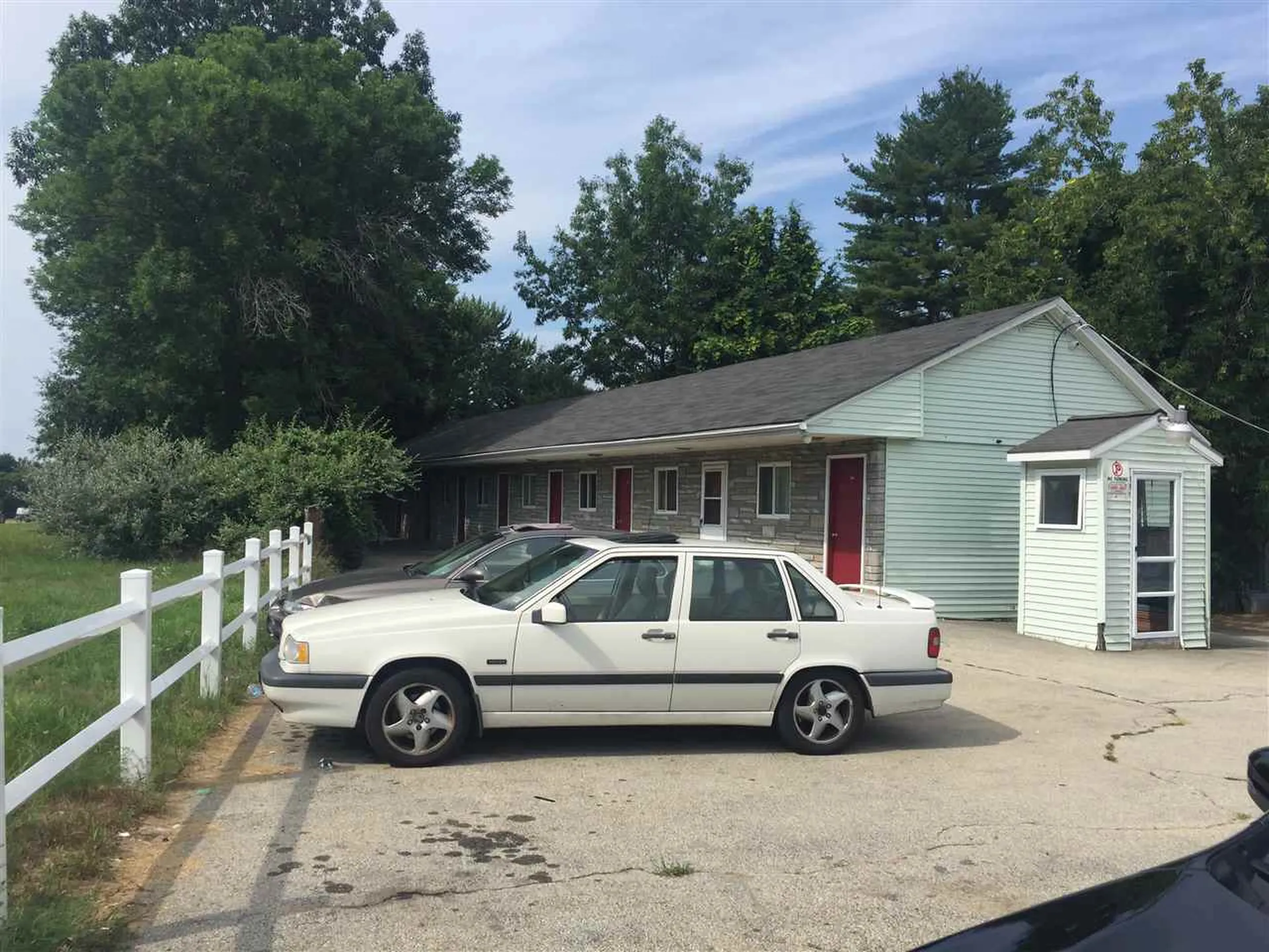 10 Bell Avenue Hooksett NH 03106