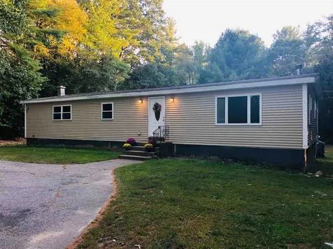 41 Sherwood Drive Hooksett NH 03106