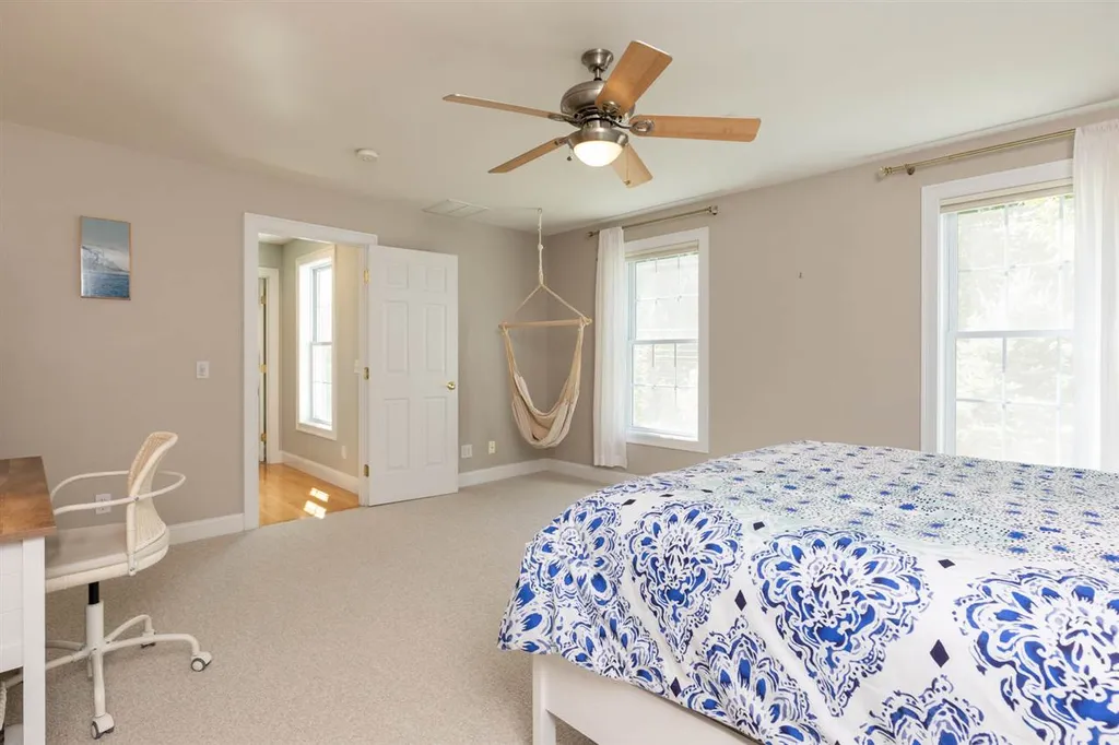 181 Winnicutt Road Stratham NH 03885