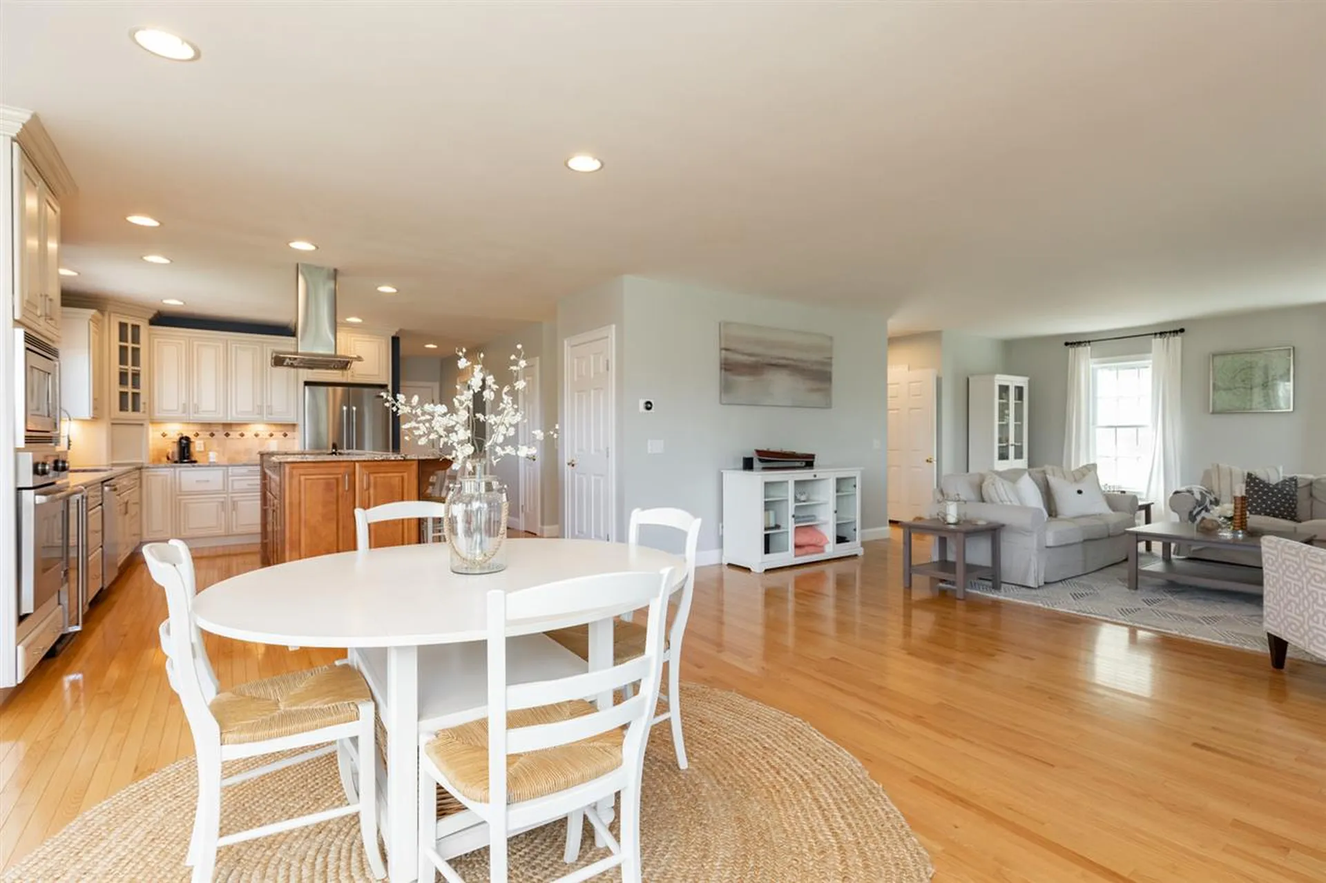 181 Winnicutt Road Stratham NH 03885
