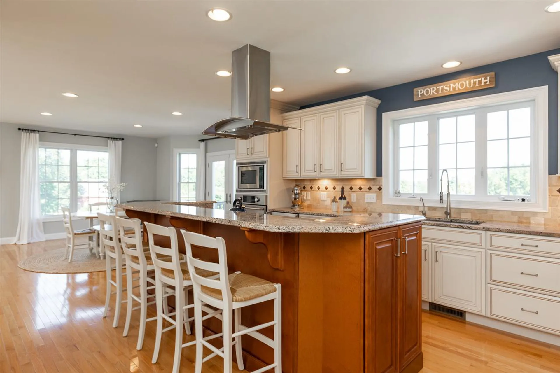 181 Winnicutt Road Stratham NH 03885