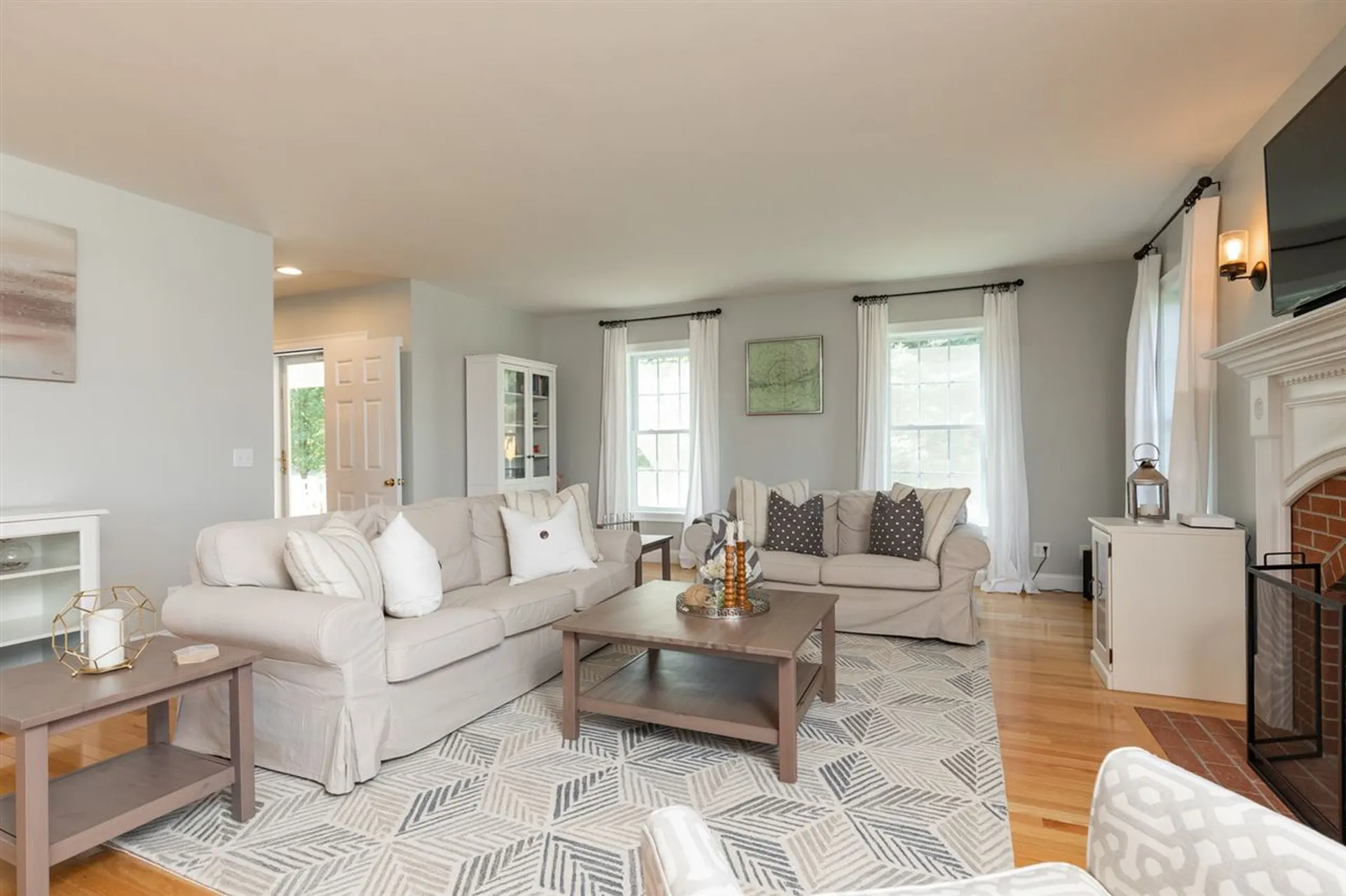 181 Winnicutt Road Stratham NH 03885