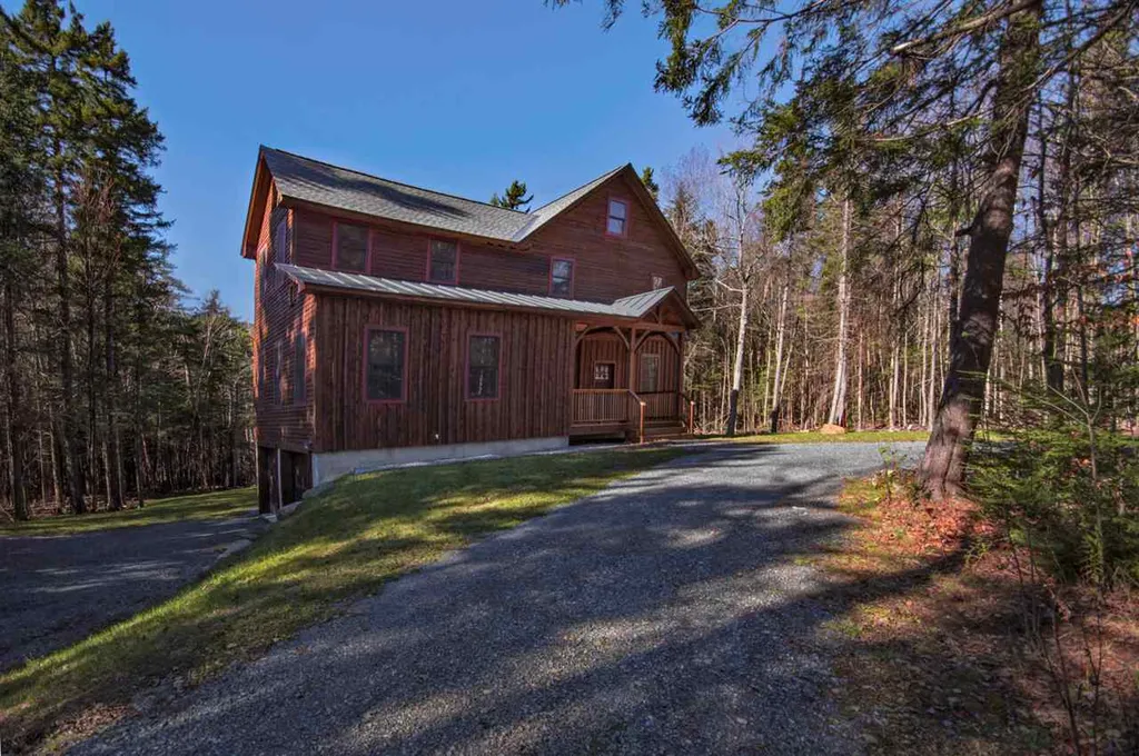 11 East Village Circle Wilmington VT 05363