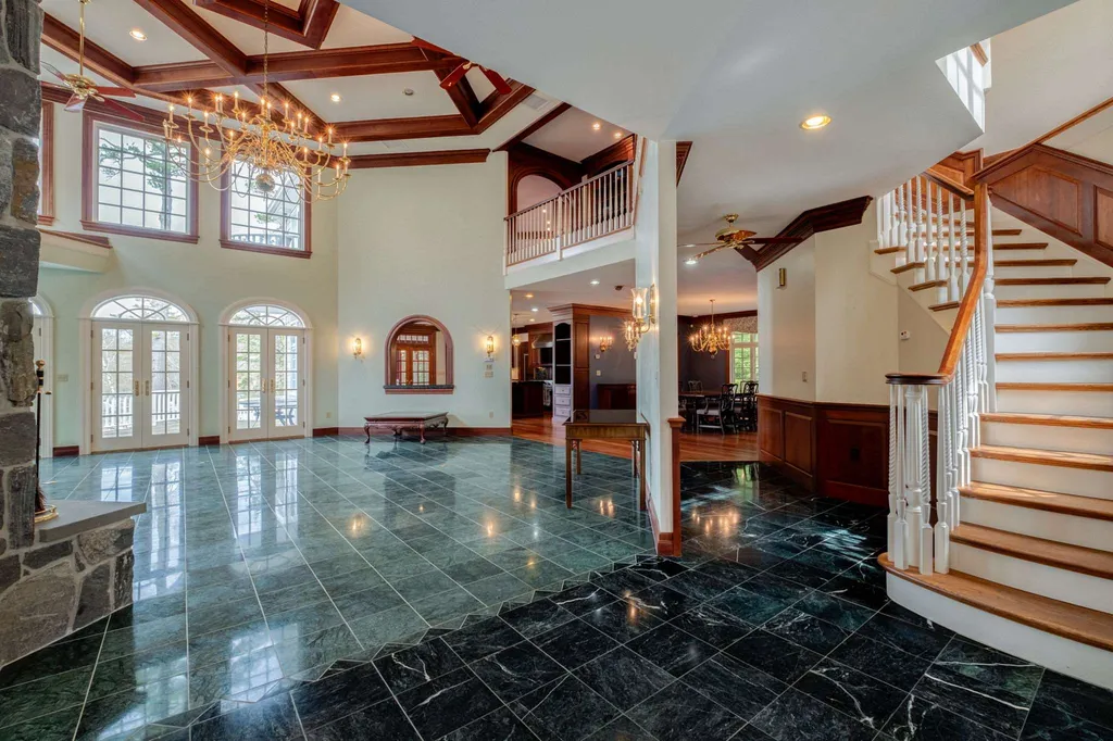 96 Hopewell Road Alton NH 03809