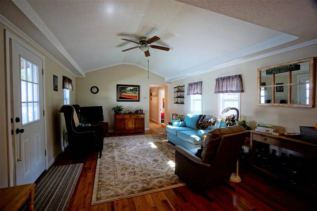 10 Wayland Circle Exeter NH 03833