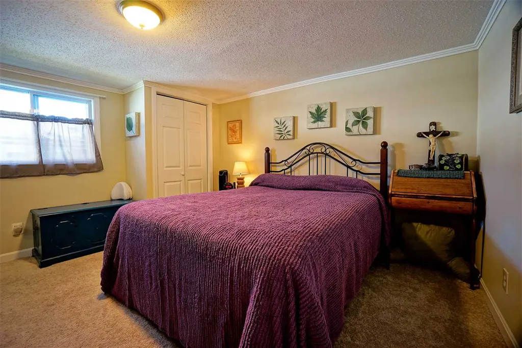 10 Wayland Circle Exeter NH 03833