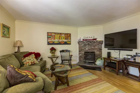 4 College Hill Hanover NH 03755