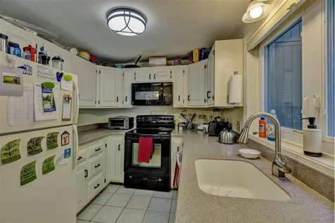 4 College Hill Hanover NH 03755