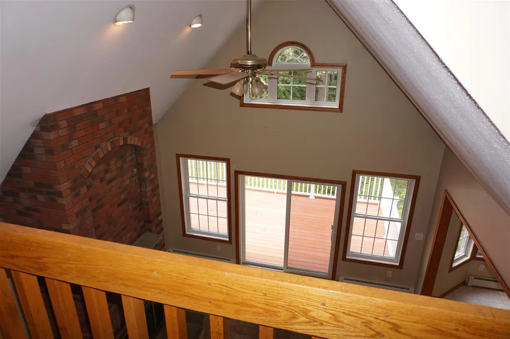 91 Brown Brook Circle Fremont NH 03044