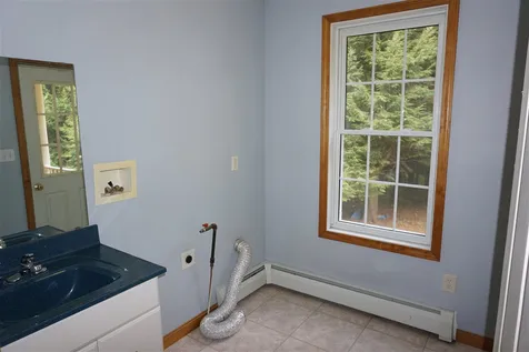 91 Brown Brook Circle Fremont NH 03044