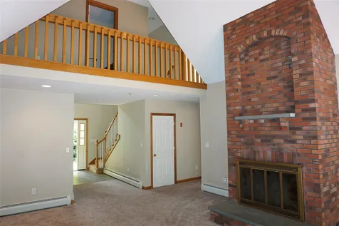 91 Brown Brook Circle Fremont NH 03044