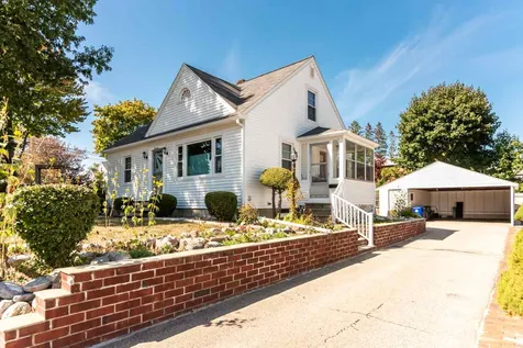 14 Glendale Avenue Manchester NH 03103