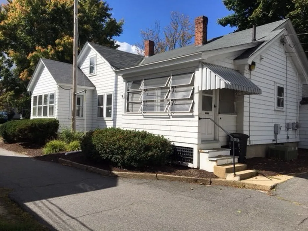 37 Bay Street Manchester NH 03104