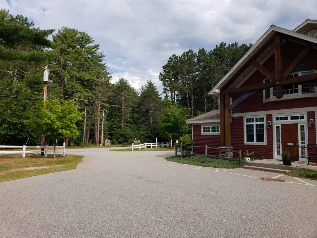 2659 West Side Road Conway NH 03860