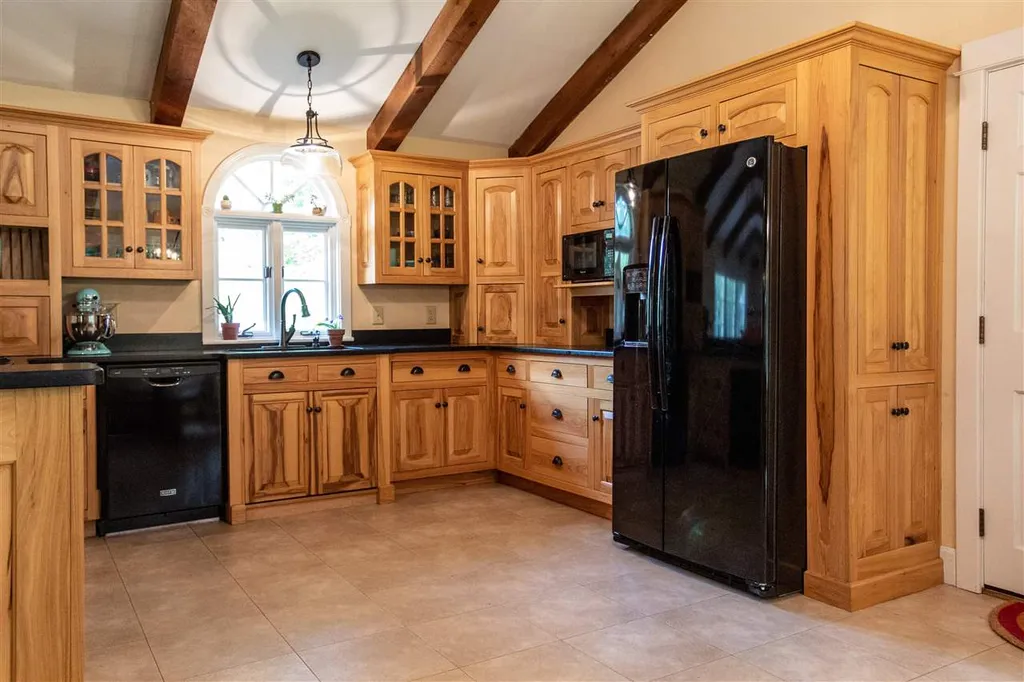 277 Kings Highway Middleton NH 03887
