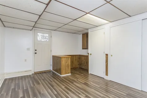 4 Chapel Hill Drive Nashua NH 03063-2904