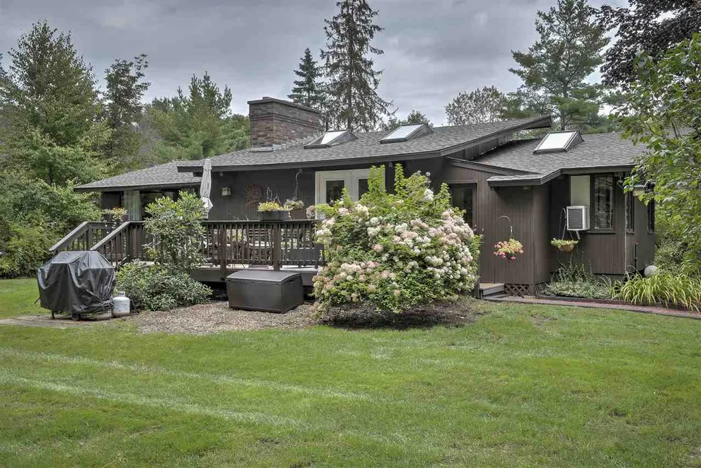 19 Base Hill Road Keene NH 03431