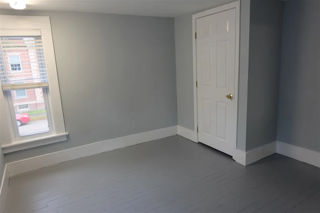 44 S Spring Street Concord NH 03301