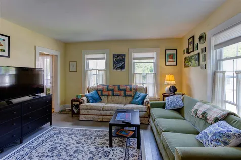 73 Pleasant Street Woodstock VT 05091