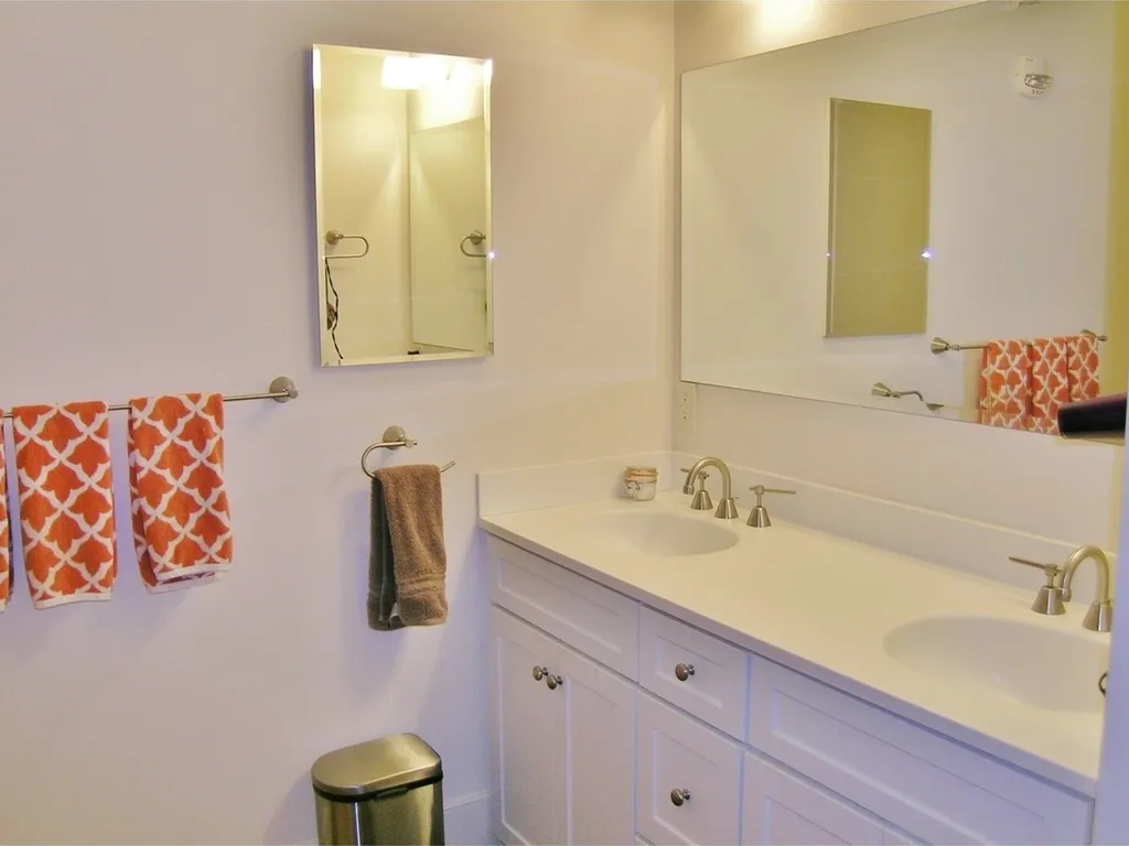 35 Cherry Street Burlington VT 05401