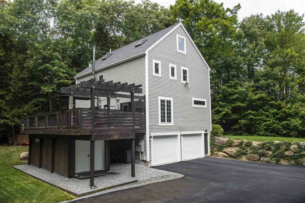 47 Dominic Drive Barrington NH 03825
