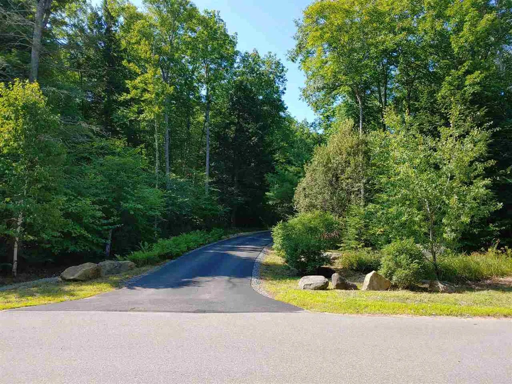 47 Dominic Drive Barrington NH 03825