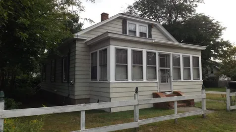 12 Cleveland Street Rochester NH 03867