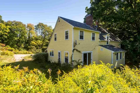 23 Muddy Pond Road Kensington NH 03833