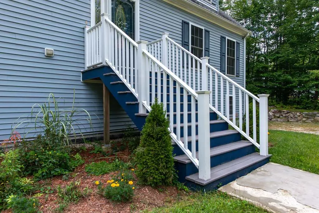 156 Range Road Strafford NH 03884